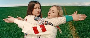 Rhian Teasdale und Hester Chambers (von links) sind Wet Leg.