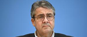 Sigmar Gabriel (SPD), ehemaliger Außenminister, verteidigt im Streit um den nicht erwünschten Besuch von Steinmeier in Kiew den Bundespräsidenten.