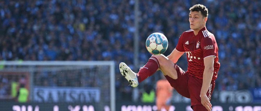 Mit Einlage. Benjamin Pavard und sein Team hatten wenig Mühe in Bielefeld.