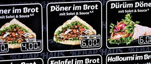 Der Oberfunktionär der Döner-Hersteller hat kürzlich 7,30 Euro für eben kostendeckend befunden.