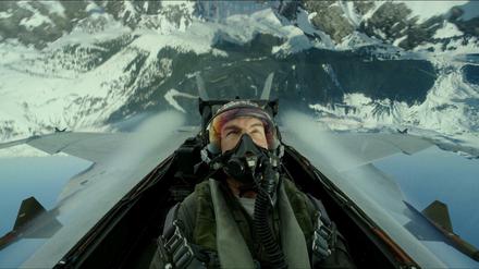 37 Jahre nach seinem internationalen Durchbruch mit "Top Gun" steigt Tom Cruise wieder ins Cockpit.