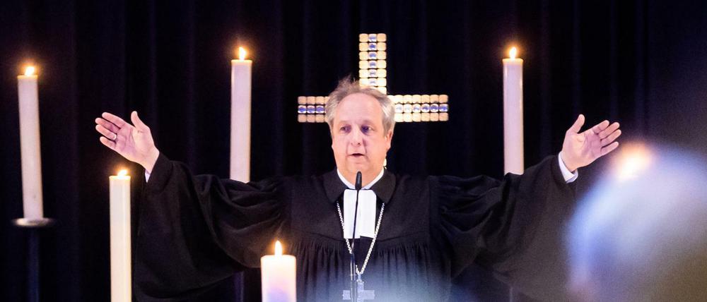 Landesbischof Christian Stäblein am Ostersonntag in der Kaiser-Wilhelm-Gedächtnis-Kirche.