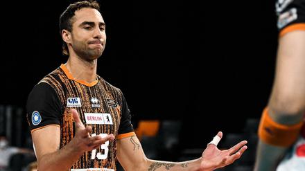 Den ersten Satz im zweiten Finalspiel konnten die BR Volleys noch für sich entscheiden, aber danach holte Friedrichshafen drei Sätze.