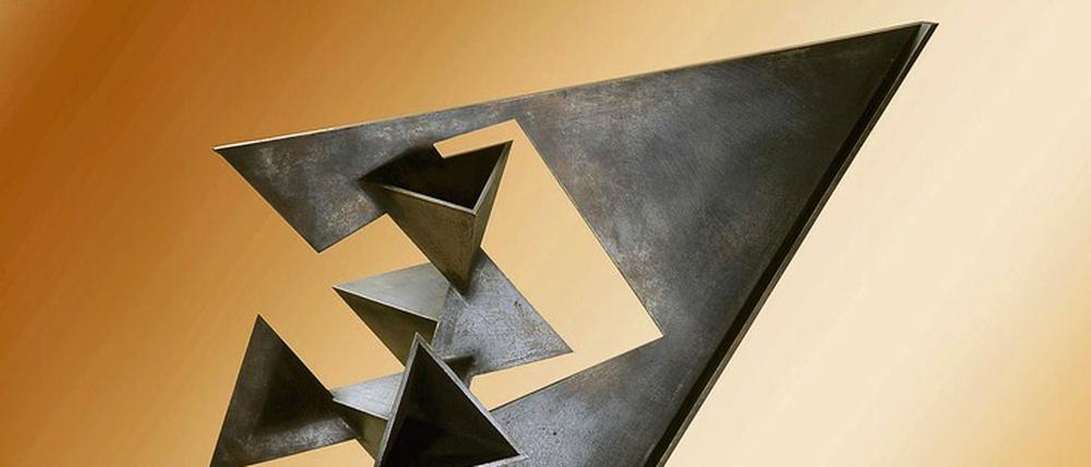Uhlmanns Pyramidenskulptur von 1963. 