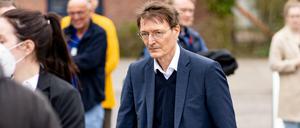 Bundesgesundheitsminister Karl Lauterbach sollte wohl Opfer einer Entführung werden.