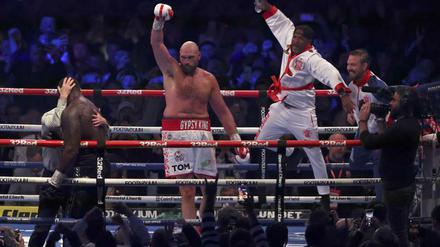 Der Moment der Entscheidung. Fury besiegt Whyte durch K.o.