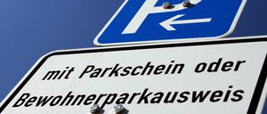 Menschen, die ihr Auto privat mit anderen Berlinern teilen, müssen fürs Parken viel mehr bezahlen.