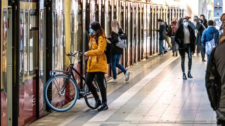 Die Nutzung des Nahverkehrs wird günstiger.