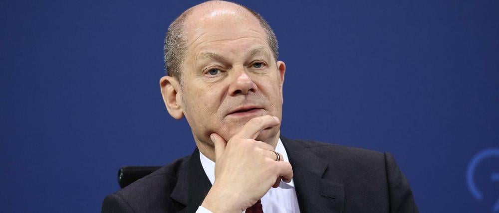 Bundeskanzler Olaf Scholz verteidigt seine SPD rigoros.