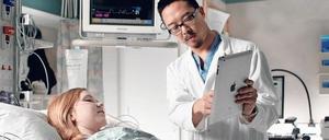Visite von „Dr. Zuckerberg“: Ohne Daten und Künstliche Intelligenz läuft kaum noch etwas im Gesundheitswesen. 