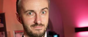Millionär Jan Böhmermann stänkert gerne gegen Mächtige und Milliardäre