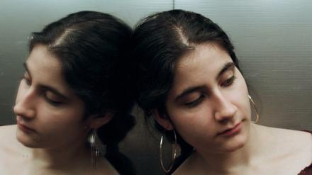 Zerrissen: Die 26-jährige Hêvîn ist in Berlin geboren, setzt sich politisch aber für Kurdistan, die Heimat der Eltern, ein. 
