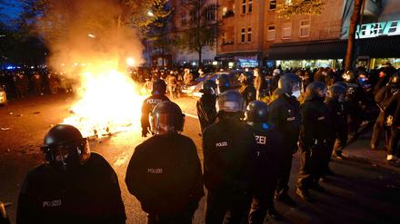 Die letztjährige Demonstration linker Gruppen am 1. Mai in Berlin. Es kam zum ersten Mal seit Jahren wieder zu heftigeren Auseinandersetzungen.