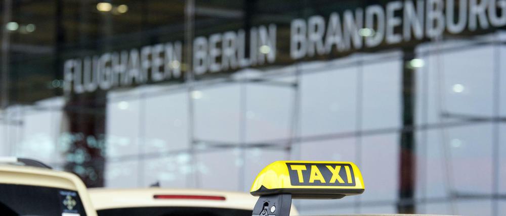 Der neue Tarif, inklusive des Zuschlags von 1,50 Euro, soll frühestens vom Spätsommer an greifen.