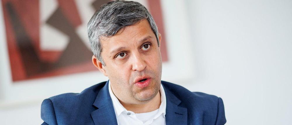 „Wir werden das in der Schlussrunde im Juni rückgängig machen“: Raed Saleh gibt ein Versprechen zum Verfügungsfonds für Schulen ab.