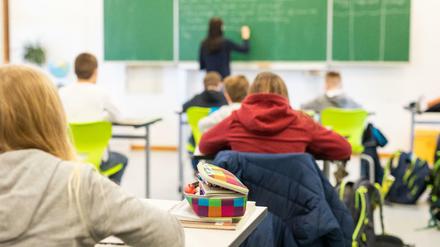 Nach zwei Wochen Osterferien hat in Berlin und in Brandenburg die Schule wieder begonnen.
