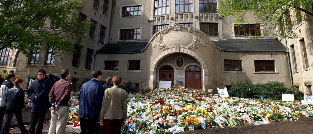 Die Anteilnahme nach dem Amoklauf im Jahre 2002 war groß.