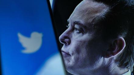 Musk will aus Twitter die zentrale Plattform für einen freien Meinungsaustausch machen – jedenfalls das, was er darunter versteht. 