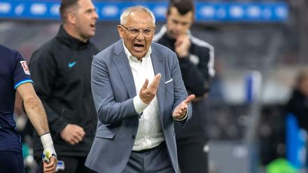 Klare Kante. Felix Magath hat präzise Vorstellungen, was er von seiner Mannschaft sehen will.