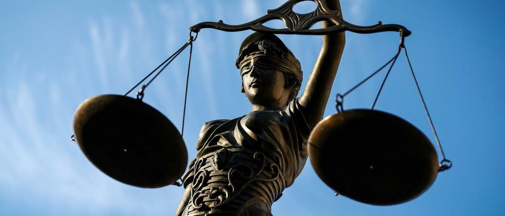 Die Staatsanwaltschaft geht von einem versuchten Mord aus.