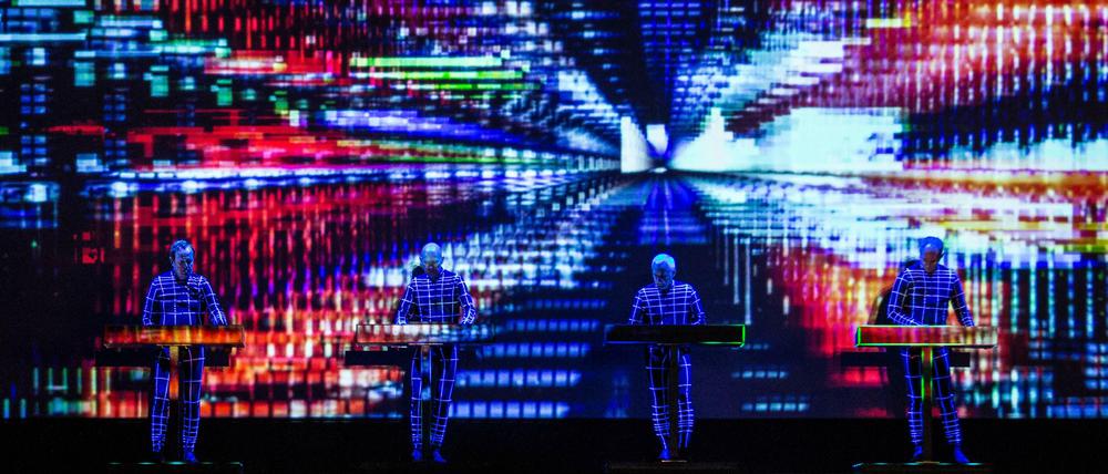 Die Düsseldorfer Band Kraftwerk bei einem Auftritt in Kopenhagen.