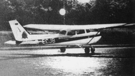 Mitten in Moskau: die Cessna.