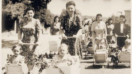 Auf in die Zukunft? Die Frauen aus dem Displaced-Persons-Lager in Landsberg (zwischen 1945 und 1950).