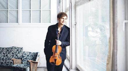 Nils Mönkemeyer spielte die Uraufführung des Bratschenkonzerts von Jenela Firssova.