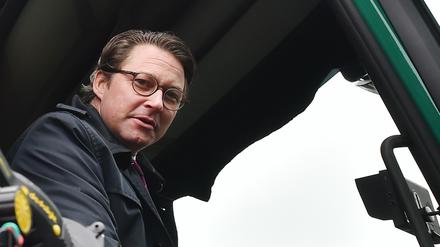 Ex-Bundesverkehrsminister Andreas Scheuer hängen seine Pläne zur PKW-Maut nach. 