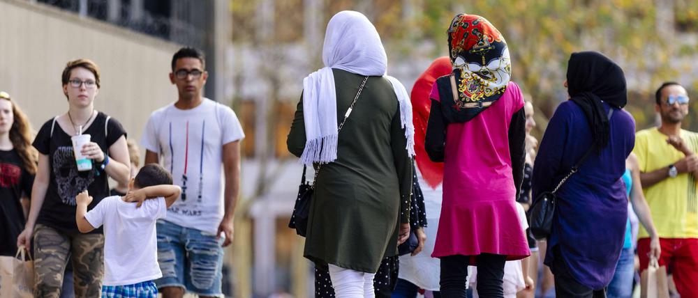 Hier, aber ohne Arbeit: Vor allem geflüchtete Frauen klagen über Diskriminierung auf Arbeitssuche.