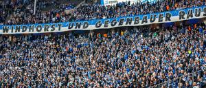 Bei Teilen der Hertha-Fans sind weder Präsident Werner Gegenbauer noch Investor Lars Windhorst sonderlich beliebt.