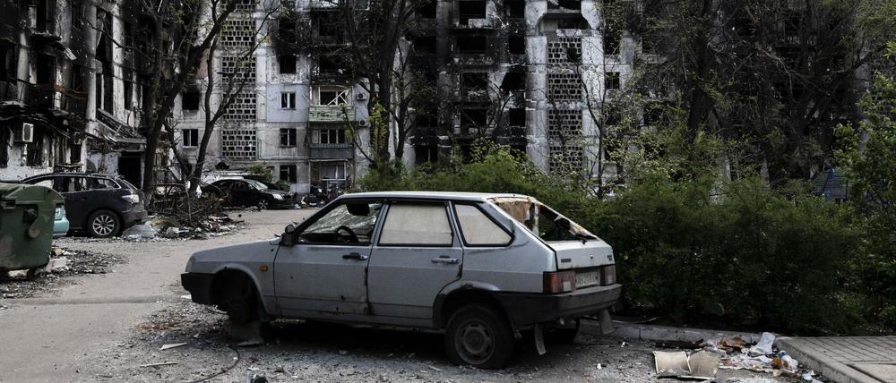 Zerstörte Häuser in der ukrainischen Stadt Mariupol.