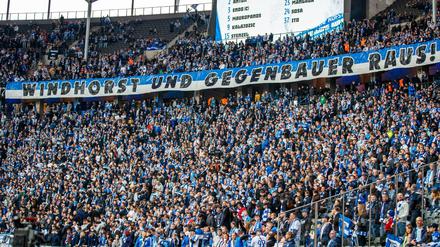 Herthas Fans sind unzufrieden. Zuletzt zeigte sich das öfter auf Tranparenten bei Heimspielen des Fußball-Bundesligisten im Olympiastadion. 