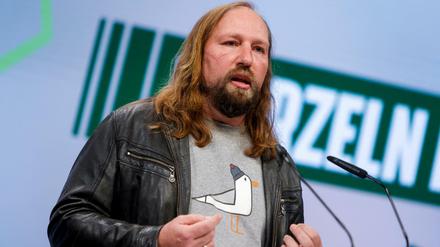 Grünen-Politiker Anton Hofreiter wird offenbar in den Aufsichtsrat der Deutschen Bahn berufen.