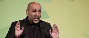 Omid Nouripour, Bundesvorsitzender von Bündnis 90/Die Grünen, spricht beim kleinen Parteitag der Grünen.