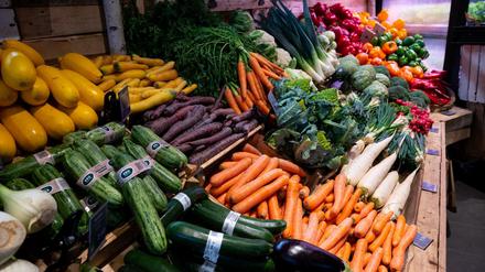 Fällt bald die Mehrwertsteuer auf Obst und Genüse? Supermarkt im oberbayrischen Neubiberg.