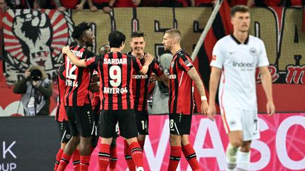 Bayer Leverkusen darf jubeln.