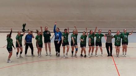 Was für eine Freude: Die Handballerinnen des VfV bitten um lokale Unterstützung im Endspiel am Wochenende.