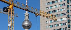 Ein Wohnhaus am Alexanderplatz. Der BBU ist für eine Begrenzung der Quadratmeteranzahl pro Mieter. 