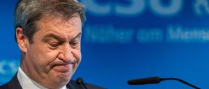 dpatopbilder - 04.05.2022, Bayern, München: Markus Söder, CSU-Parteivorsitzender, nimmt an einer Pressekonferenz in der Parteizentrale teil, um ein Statement zum Rücktritt von CSU-Generalsekretär Mayer zu geben. Foto: Peter Kneffel/dpa +++ dpa-Bildfunk +++