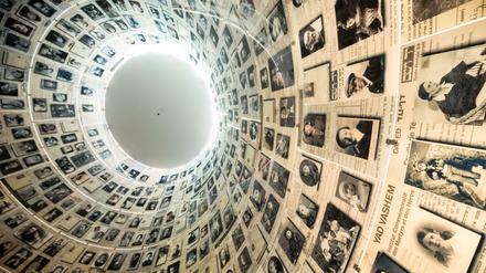Die Hall of Names in der Holocaust Gedenkstätte Yad Vashem.