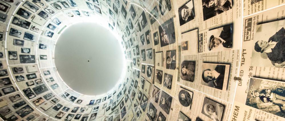 Die Hall of Names in der Holocaust Gedenkstätte Yad Vashem.