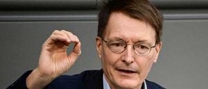 Gesundheitsminister Karl Lauterbach bei einer Rede im Bundestag.