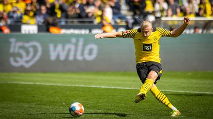Haaland war Anfang 2020 für 20 Millionen Euro nach Dortmund gewechselt.