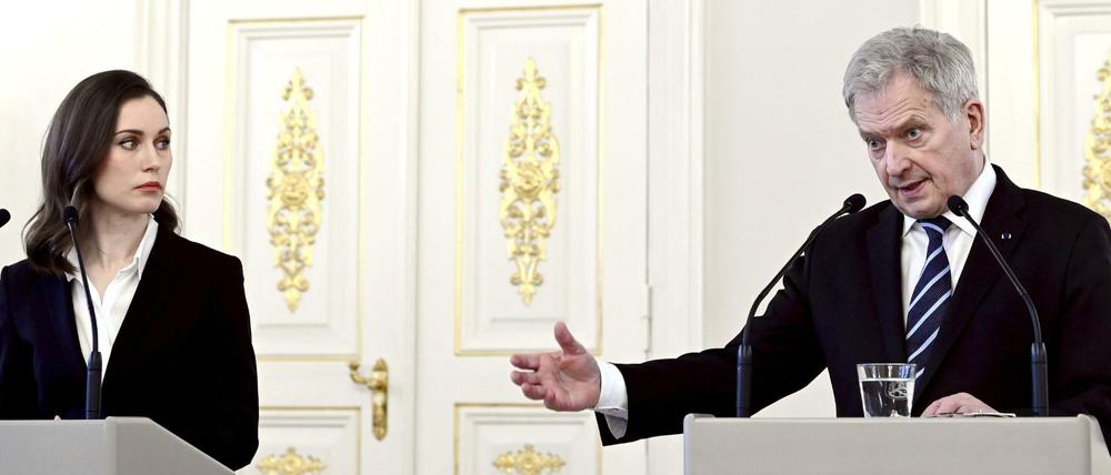Der finnische Präsident Sauli Niinistö und Ministerpräsidentin Sanna Marin.