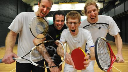 Tischtennis, Badminton, Squash und Tennis. So funktioniert der Mehrkampf Racketlon.