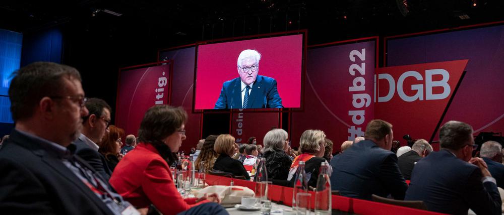 Bundespräsident Frank-Walter Steinmeier sprach am Sonntag bei der Eröffnungsveranstaltung des Bundeskongresses des Deutschen Gewerkschaftsbundes (DGB) in Berlin.
