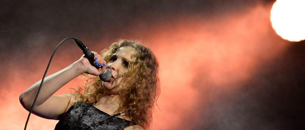 Die Band ist wohl die weltweit populärste Instanz für Kritik am Putin-Regime, dem Patriarchat und am russischen Klerus. 