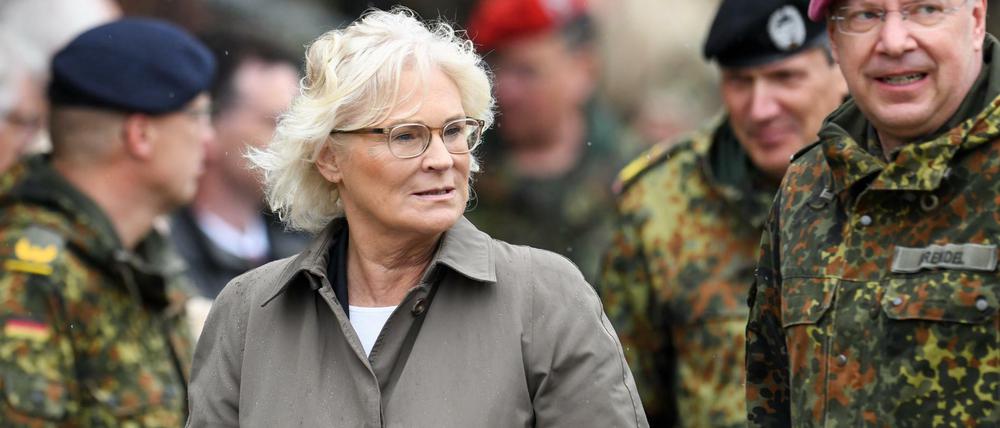 Verteidigungsministerin Christine Lambrecht (SPD) gerät weiter in die Kritik.