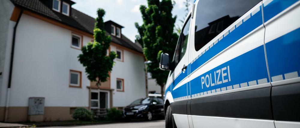 Die Polizei durchsuchte gestern das Wohnhaus des Tatverdächtigen in Essen, nun wurde ein Haftbefehl beantragt.